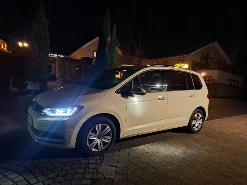 City-Mobil Fahrzeug für Kurierfahrten