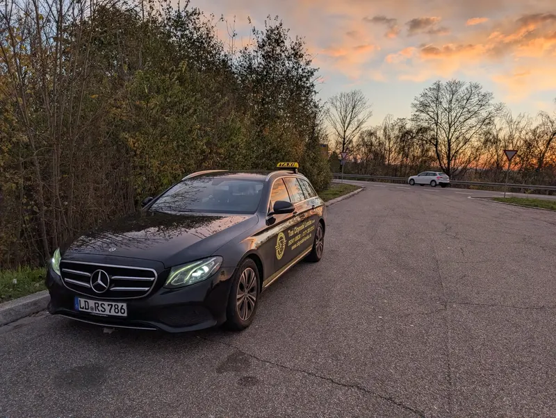 Mercedes-Benz E-Klasse Taxi von City-Mobil Landau